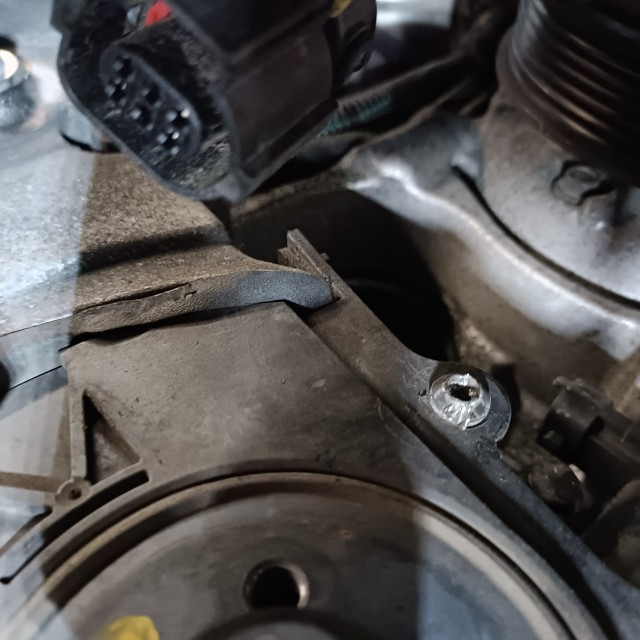 Surub capac distributie Vibrochen Alfa Romeo Stelvio Giulia 2,2 d